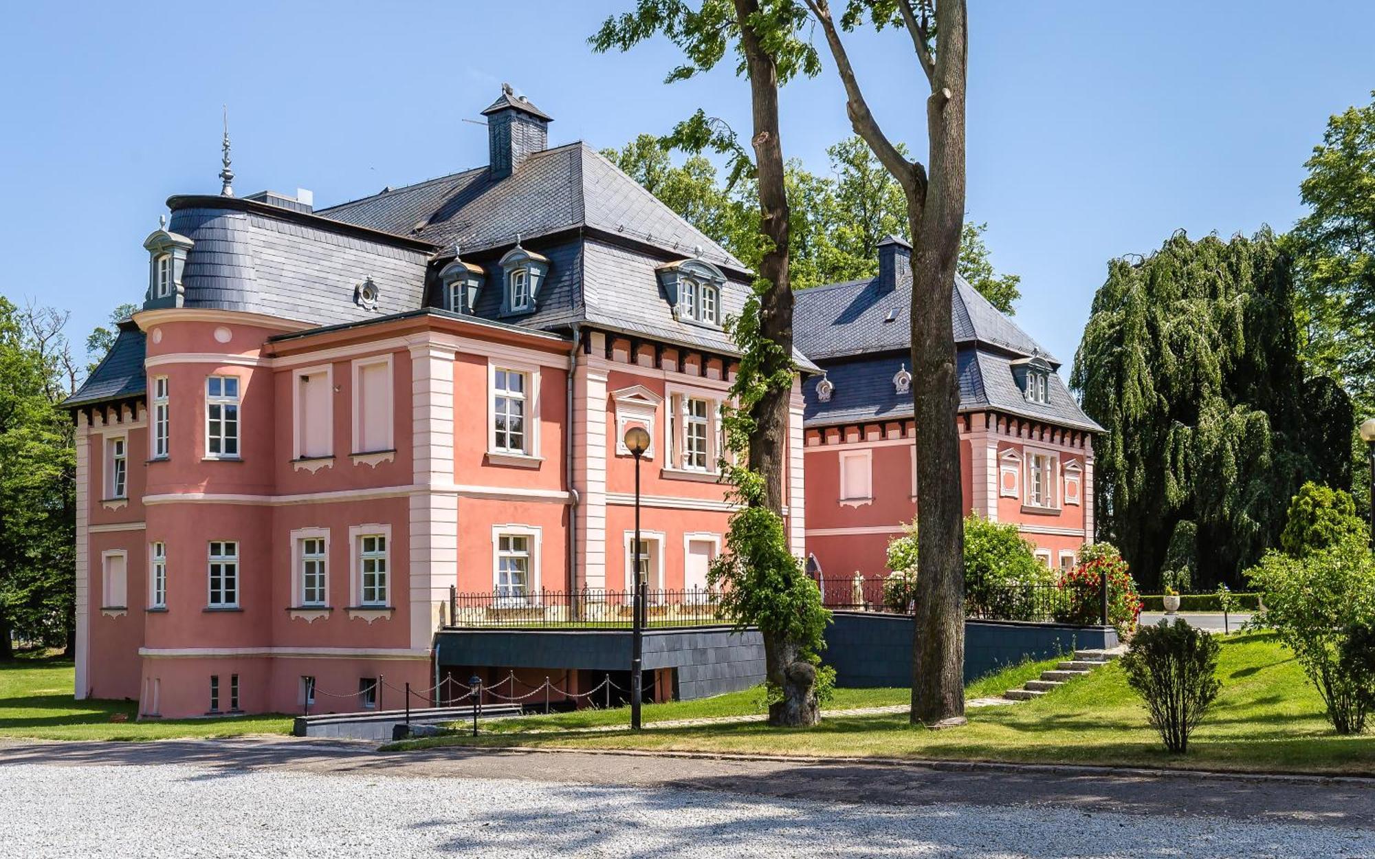 Palac Spiz Milkow Kolo Karpacza Esterno foto