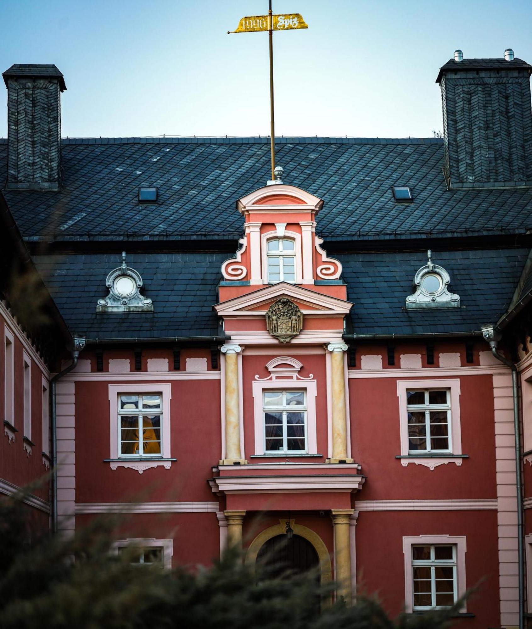 Palac Spiz Milkow Kolo Karpacza Esterno foto