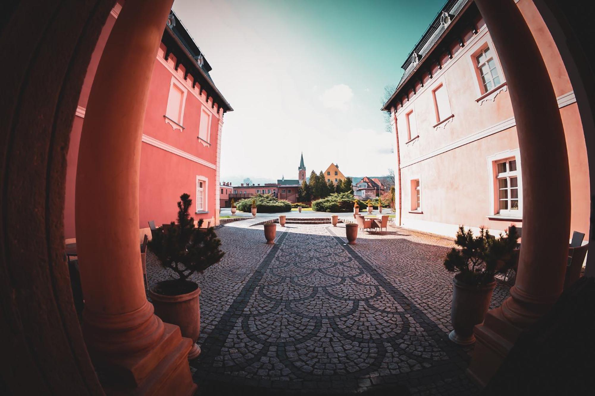 Palac Spiz Milkow Kolo Karpacza Esterno foto